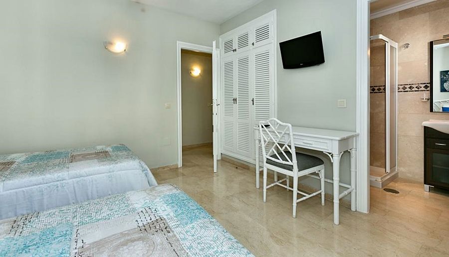 Ona Club Bena Vista Hotel Estepona Bagian luar foto