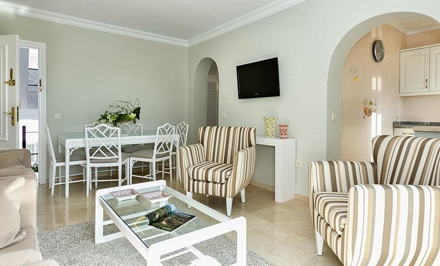 Ona Club Bena Vista Hotel Estepona Bagian luar foto